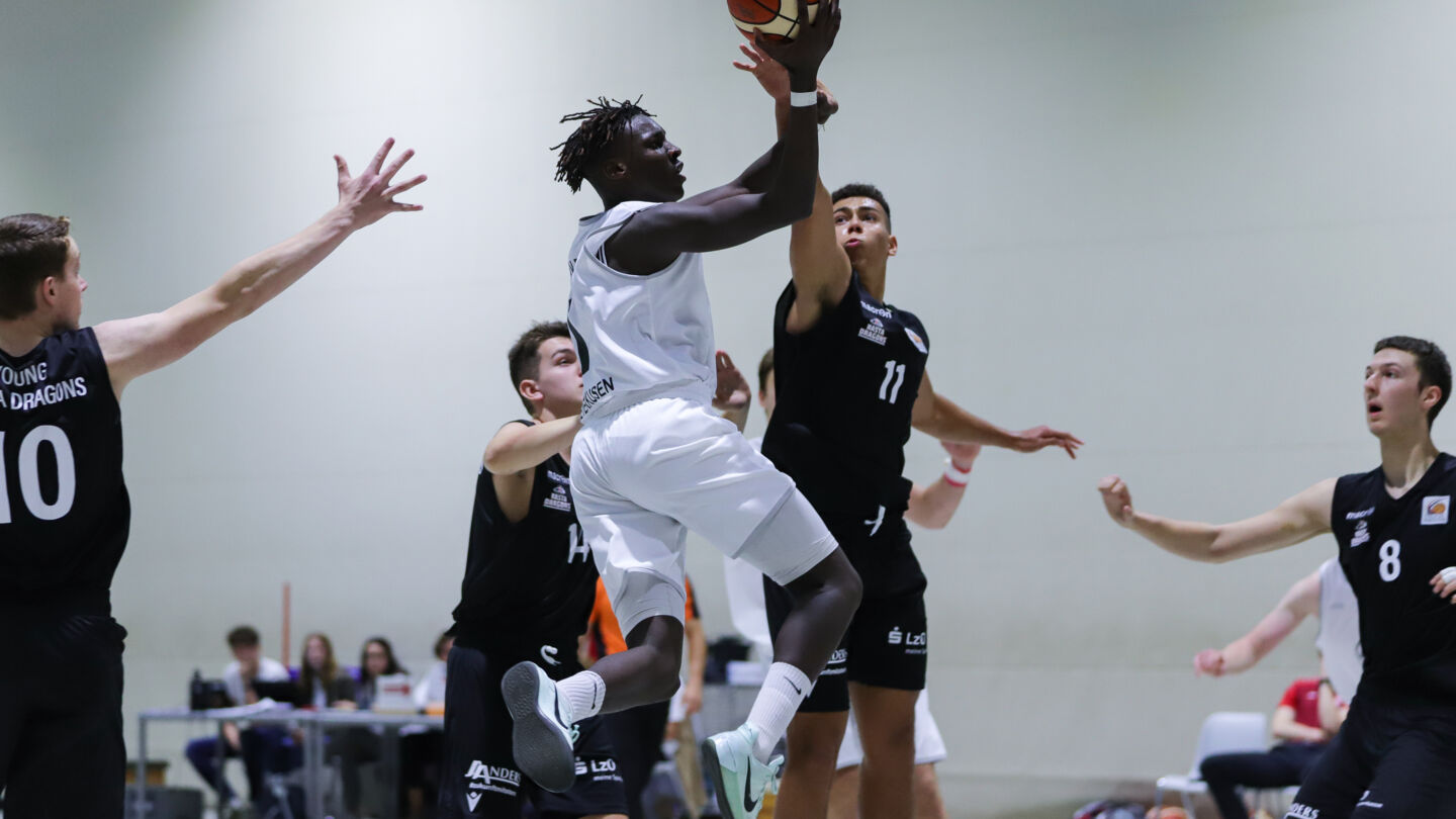 Balla Thiam kehrt nach Leverkusen zurück / Foto: Frank Fankhauser