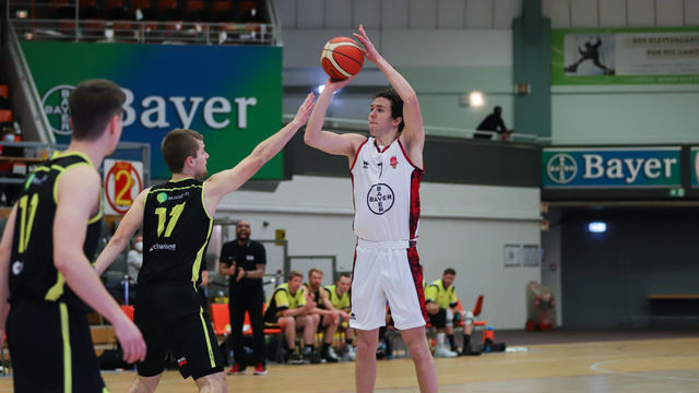 Für Duje Dumjovic und die Herren ll ist das Tor zu den Playoffs weit geöffnet / Foto: Frank Fankhauser