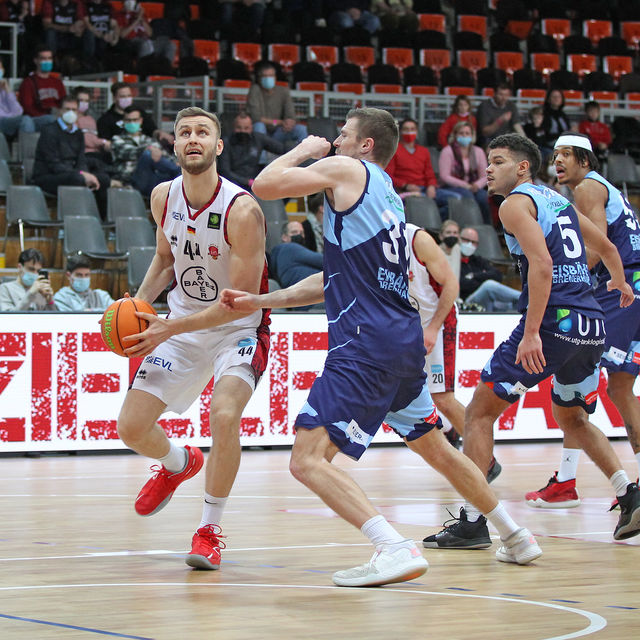 Gegen die Eisbären Bremerhaven griff Marko Bacak 15 Rebounds ab / Foto: Michael Fleschenberg